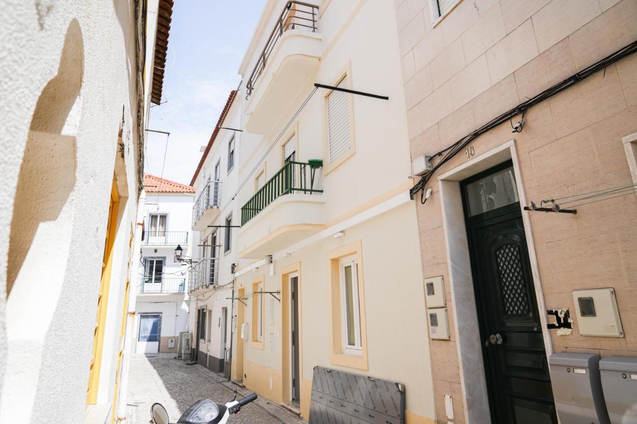Nazare One Bedroom, 2 Mins From The Beach المظهر الخارجي الصورة